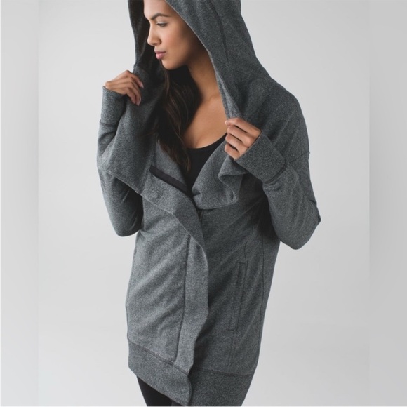 Lululemon Wrap Up Jacket Heather grey hooded zip up long sweater 4 athleisure - Picture 14 of 14